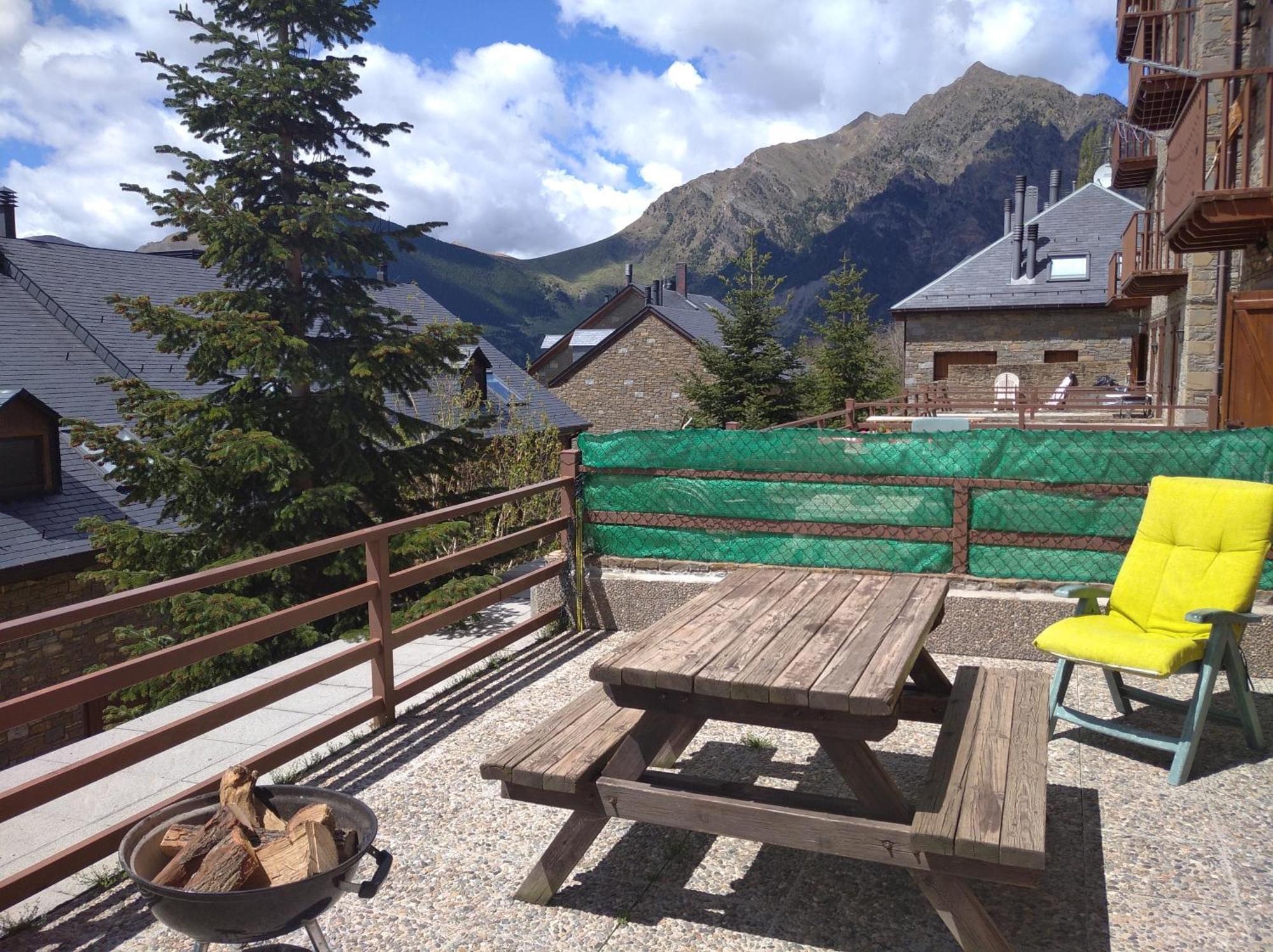 Apartamento Con Terraza Y Vistas Panoramicas En Tauell Extérieur photo